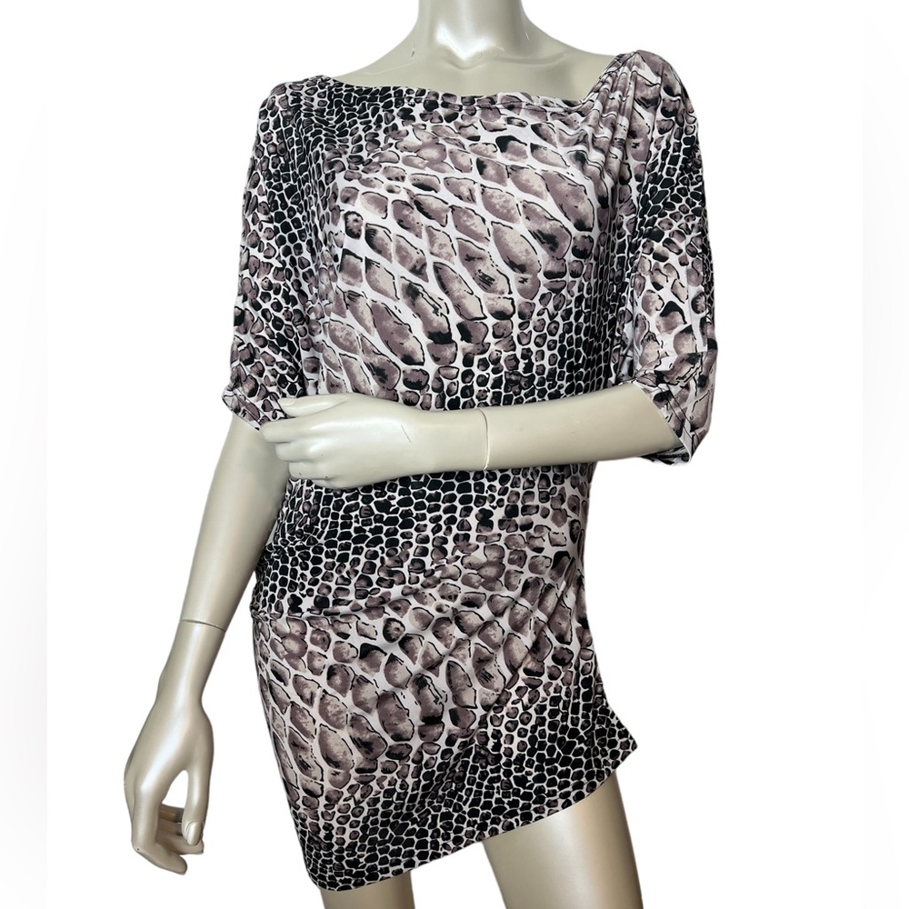 Stylish Snake Print Tunic Top